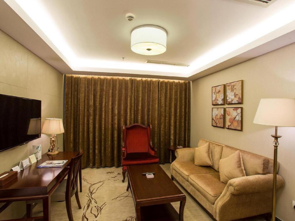 Jinjiang Metropolo Shanghai Minhang Exterior photo