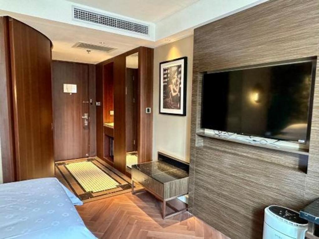 Jinjiang Metropolo Shanghai Minhang Exterior photo